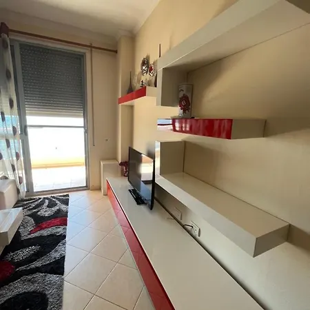 Dion'S Beachview Apartment